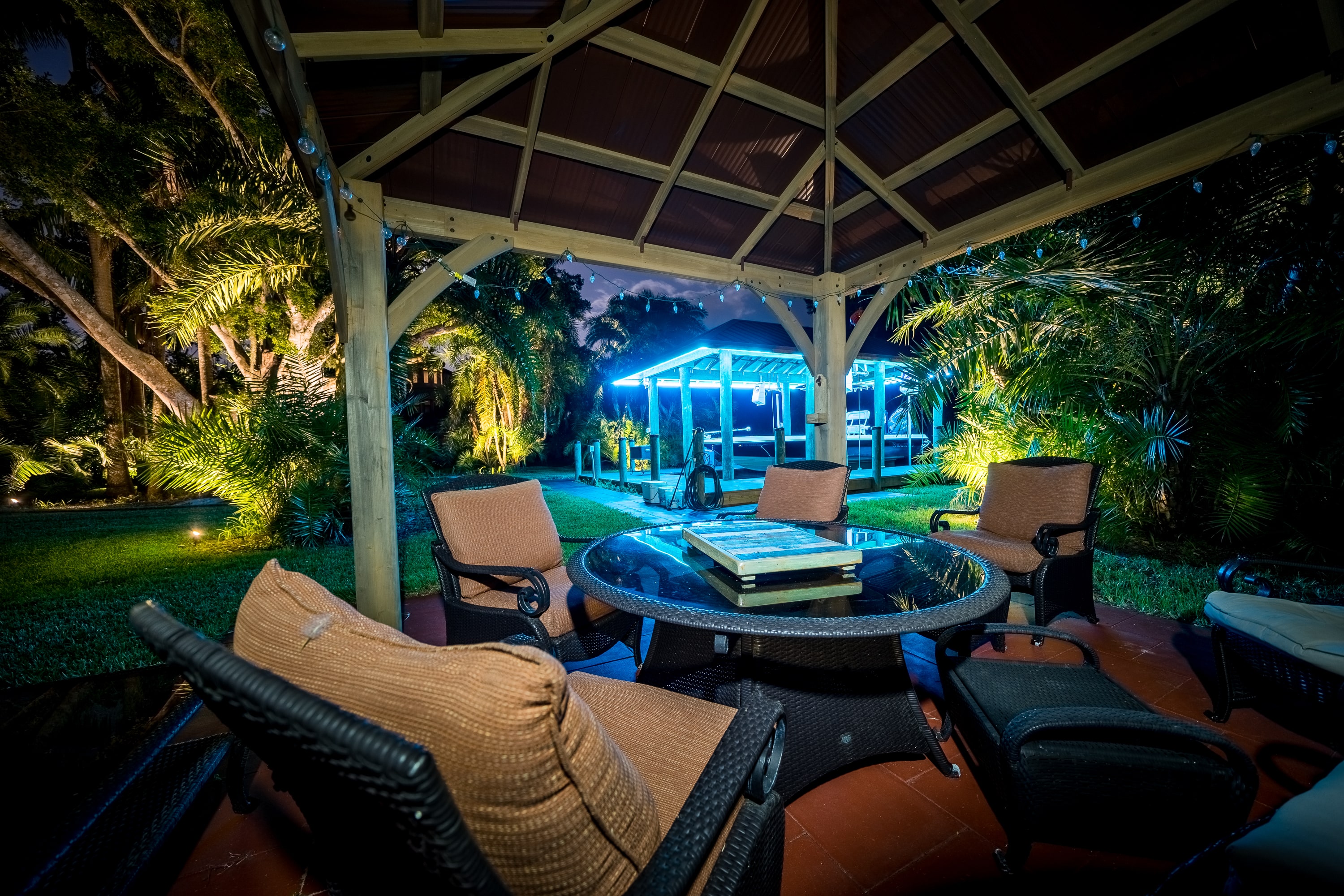 Landscape_Lighting_3